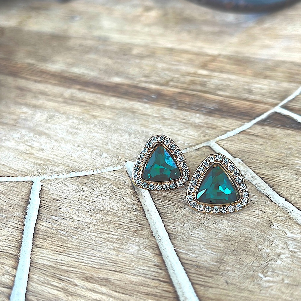 Emerald and gold studs